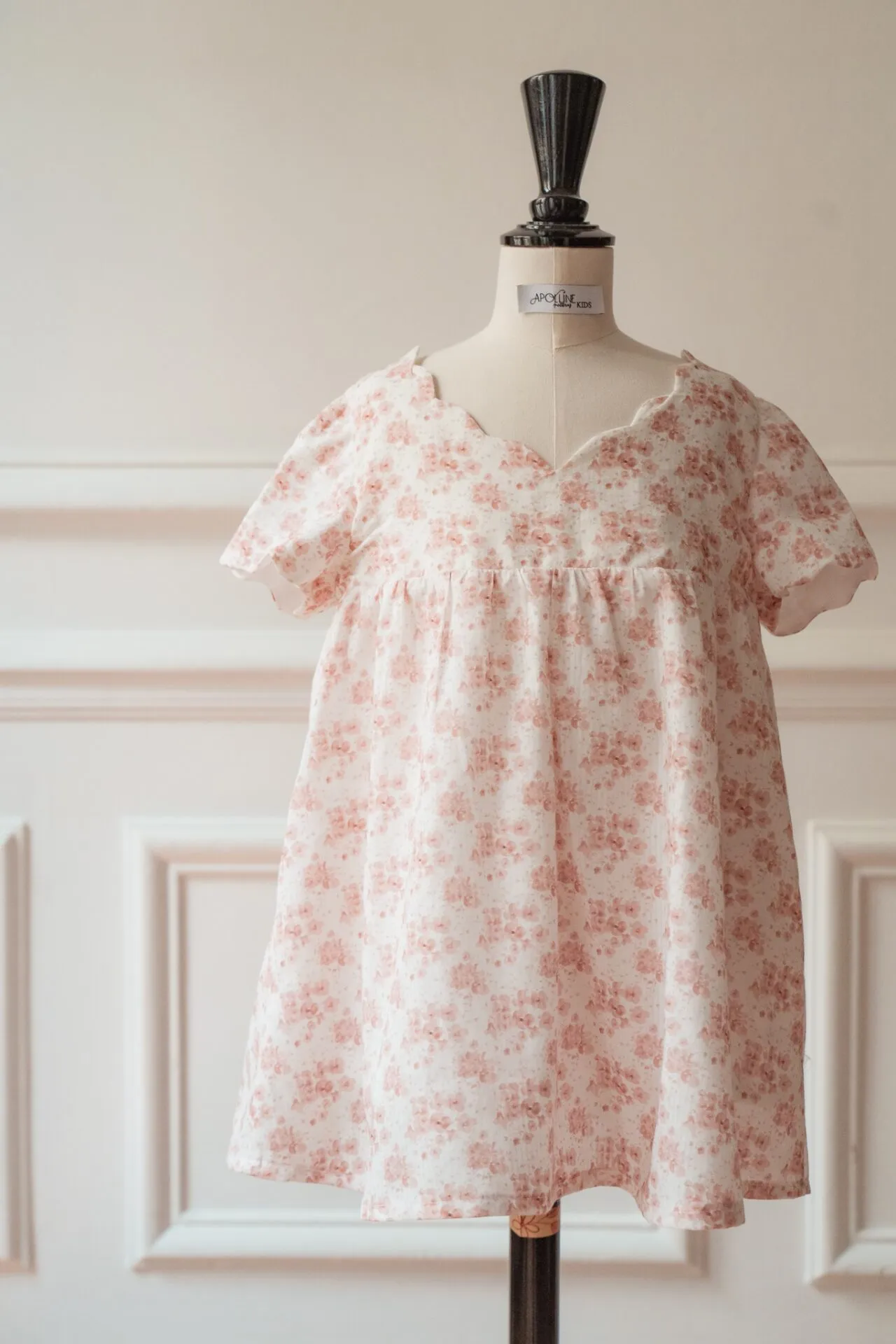 Product image of Lola (Mini) – la petite robe