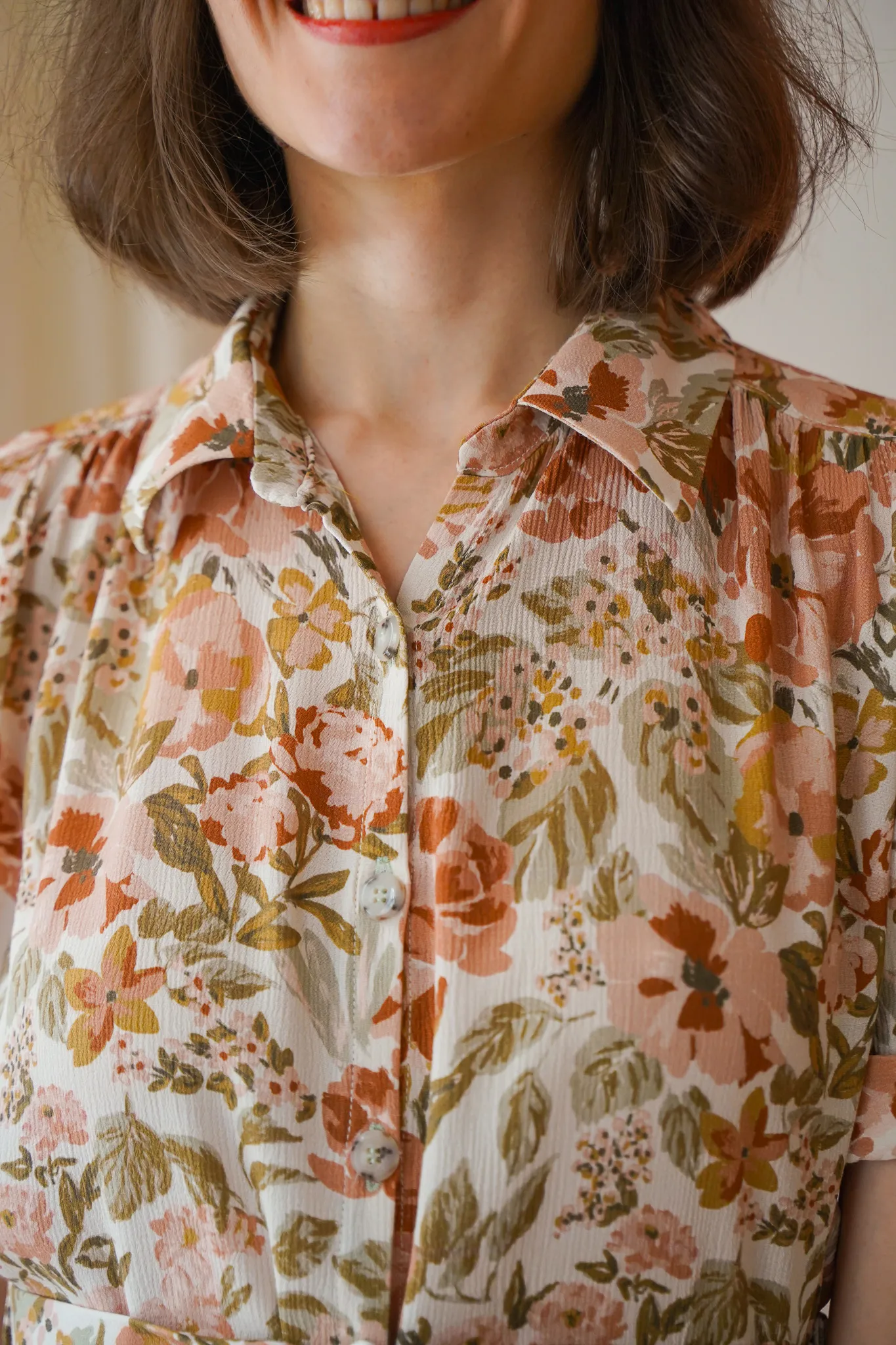 Product image of Janie, le chemisier intemporel